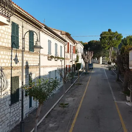 Апартаменты N275 - Numana, Trilocale In Centro Con Delizioso Giardino Нумана