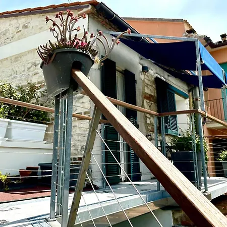 N275 - Numana, Trilocale In Centro Con Delizioso Giardino Daire