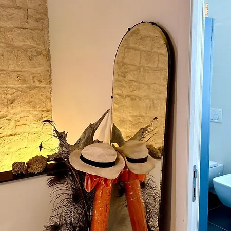 N275 - Numana, Trilocale In Centro Con Delizioso Giardino ヌマーナ